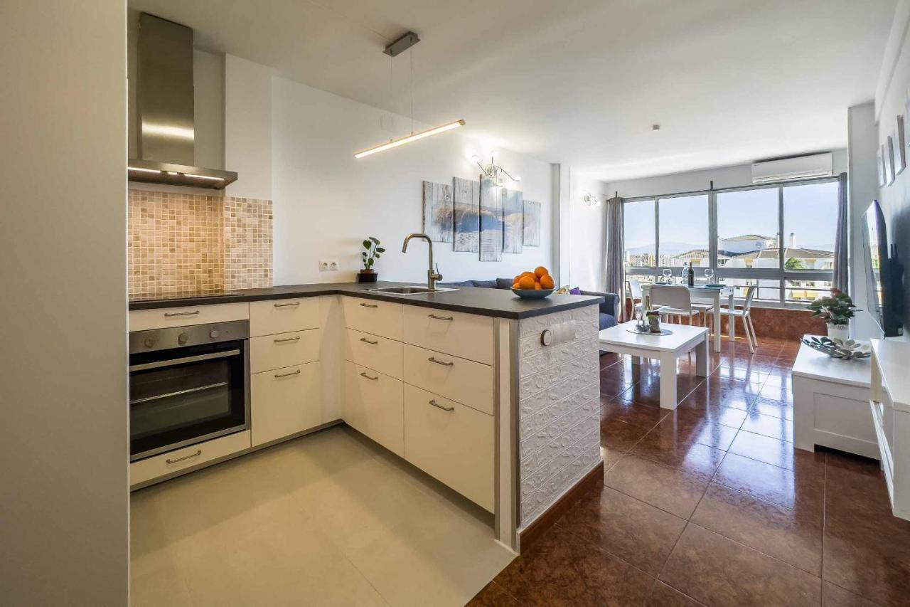 Acogedor, Terraza, Piscina Y Mar Appartement