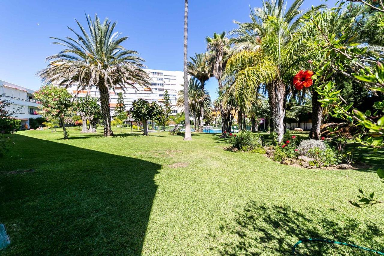 Acogedor, Terraza, Piscina Y Mar * Benalmádena